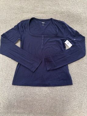 GAP Women's Long Sleeve Navy Scoop-Neck Henley
